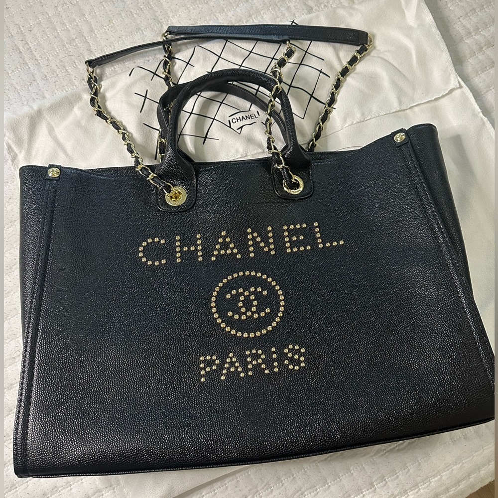 Chanel tote! Gorgeous never used! For fun!